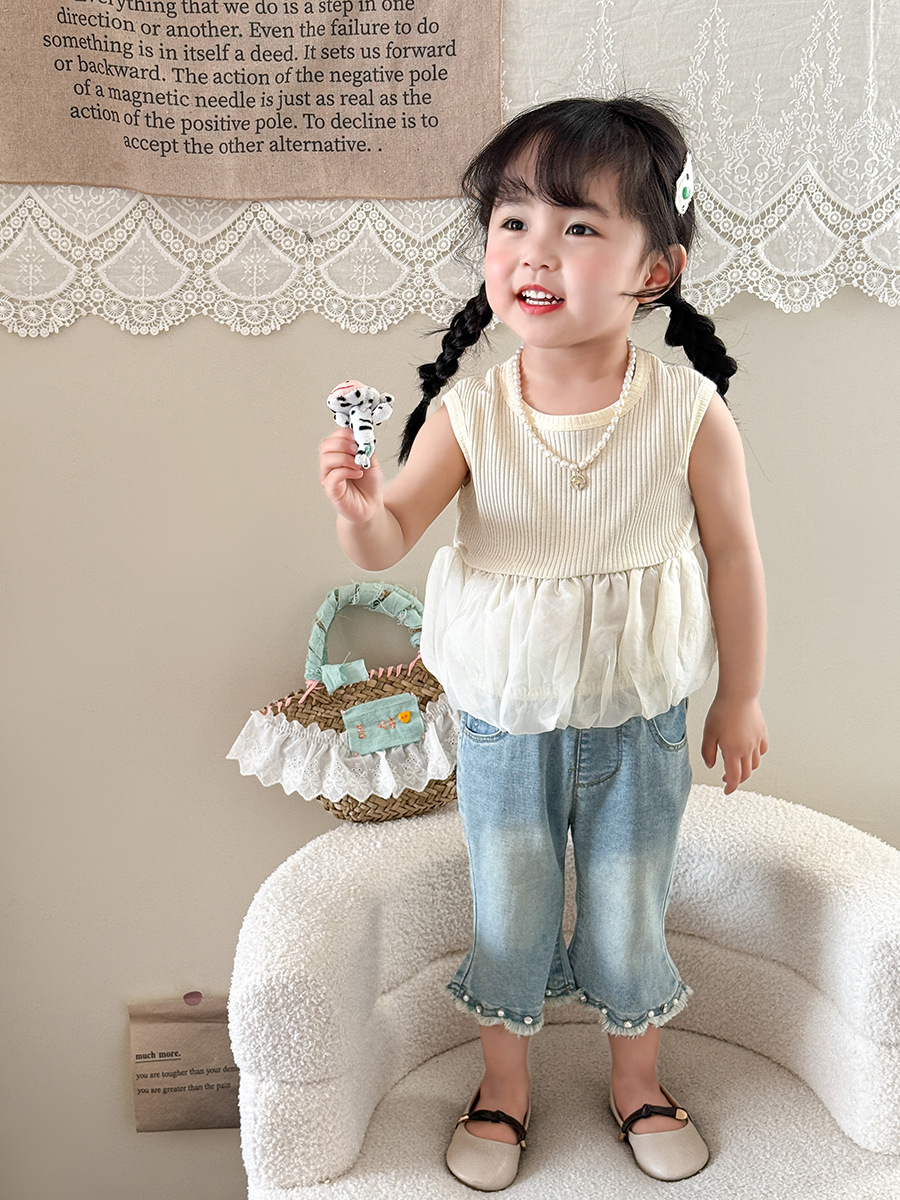 Ropa para niños de caña de pera Chaleco para niñas Estilo fino de verano 2025 Nuevo estilo Camiseta de botones para niños Ropa para bebés y niñas