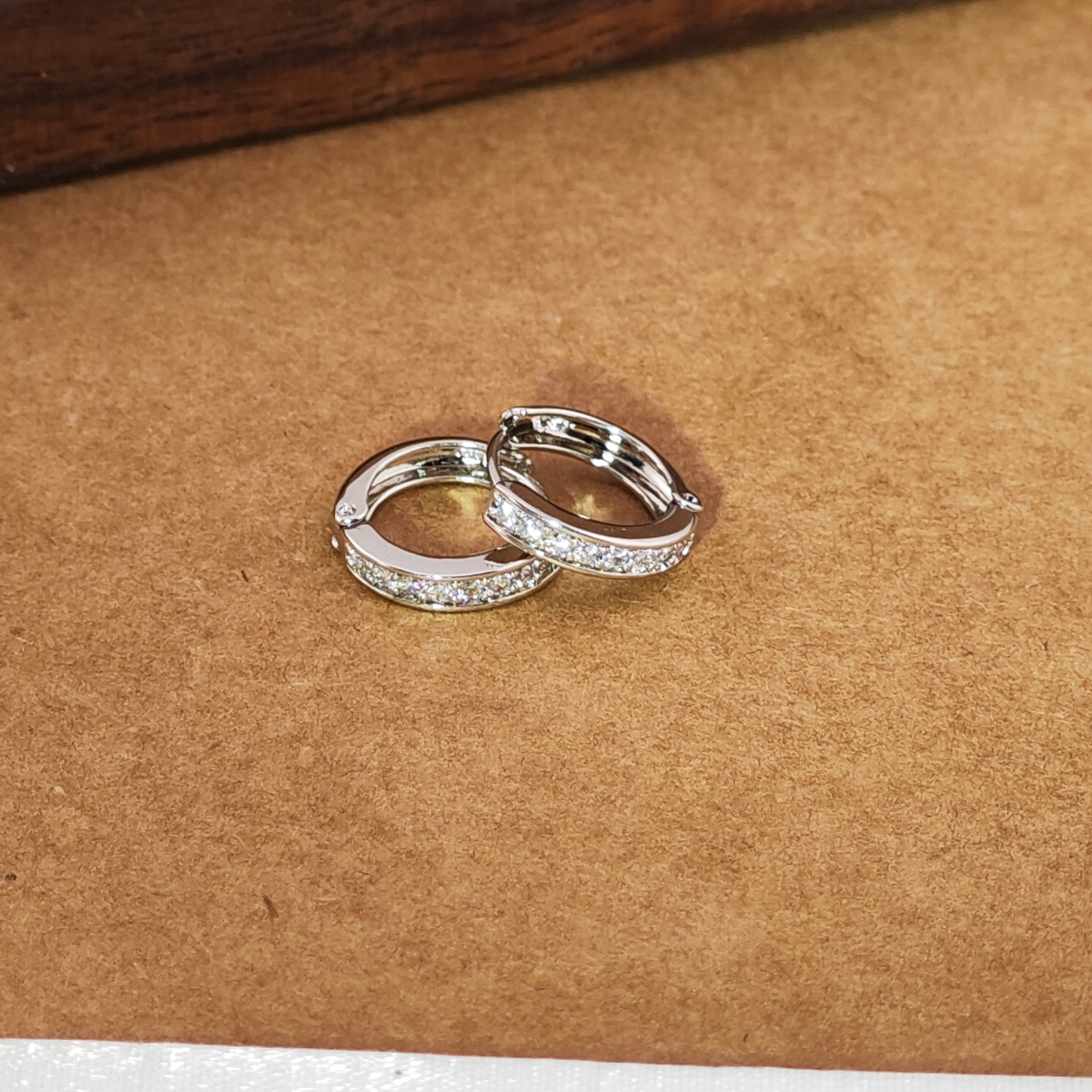 72 (inner diameter about 8mm)
