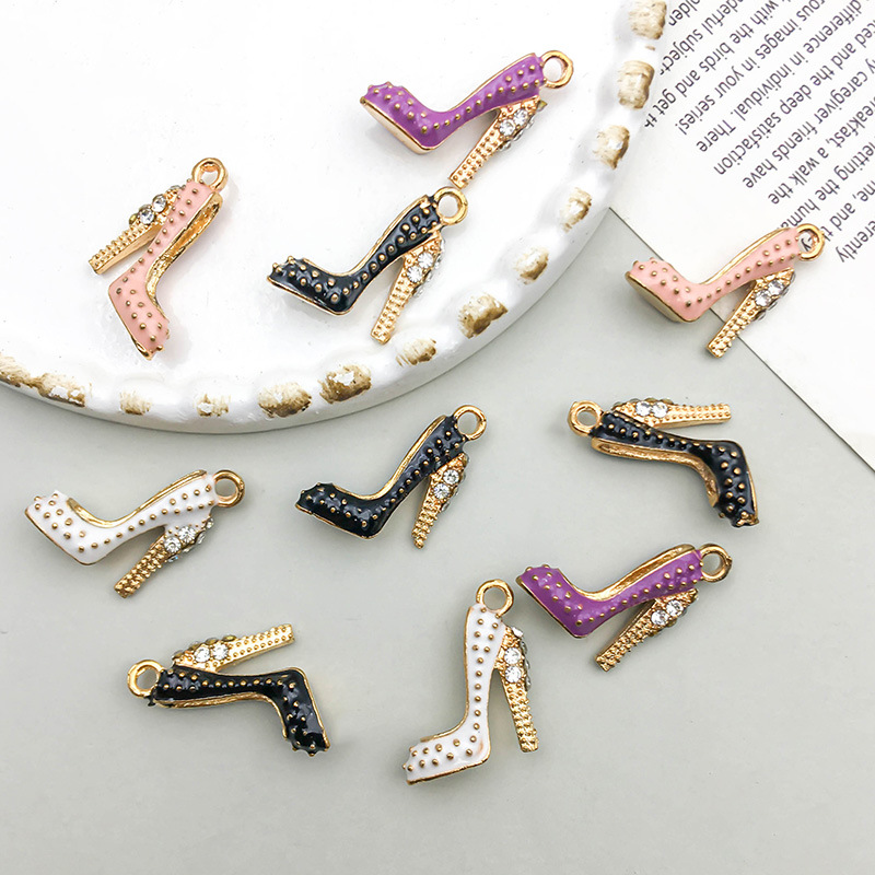 4g Weight Pendant Jewelry Making Type 16 * 18 mm Jewelry Making Size DIY Jewelry Accessories Classification 10 of Them, 4 in Black and 2 in Others Quantity Zinc alloy Material Enamel Design Lady Style 10 Of Them, 4 In Black And 2 In Others 16 * 18 Mm Zinc Alloy Pendant 8