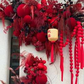 红色系仿真花店铺门头新年装饰元旦商场橱窗背景挂饰花艺美陈布置