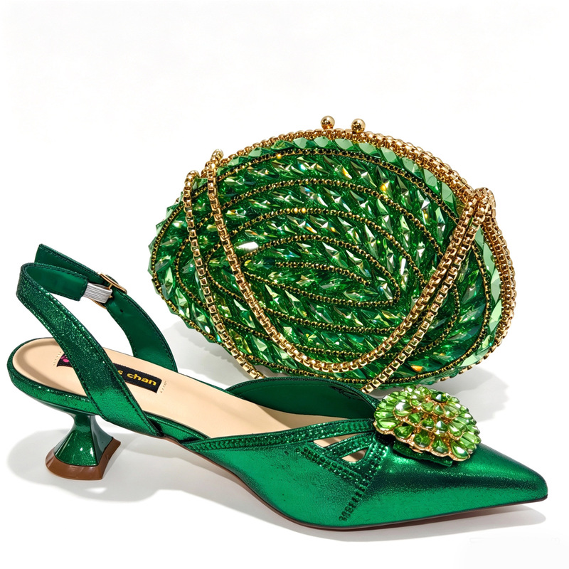 Cross-border women's shoe and bag set: high-heeled sandals with large sparkling rhinestones and elastic straps, paired with a handbag set with large pearl and square rhinestone embellishments Cross-border women's shoe and bag set: high-heeled sandals with large sparkling rhinestones and elastic straps, paired with a handbag set with large pearl and square rhinestone embellishments