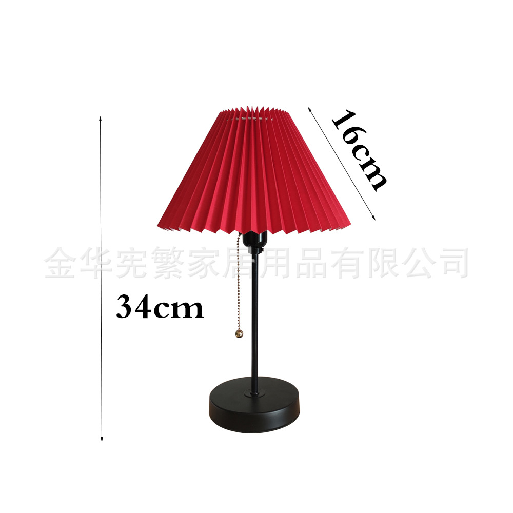 Fábrica directa de base de alambre de tracción de pliegues rojo y negro simple hierro forjado japonés estudio red ins decoración de iluminación de niña