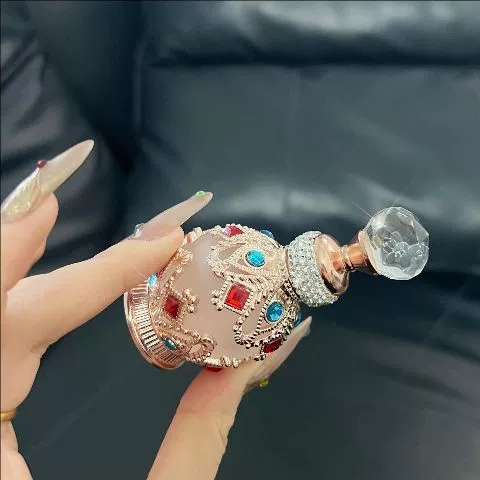 Трансграничная внешняя торговля завод прямых продаж бриллиантовый флакон для салона красоты 15ML бутылка для разлива бутылок для элитных бутылок