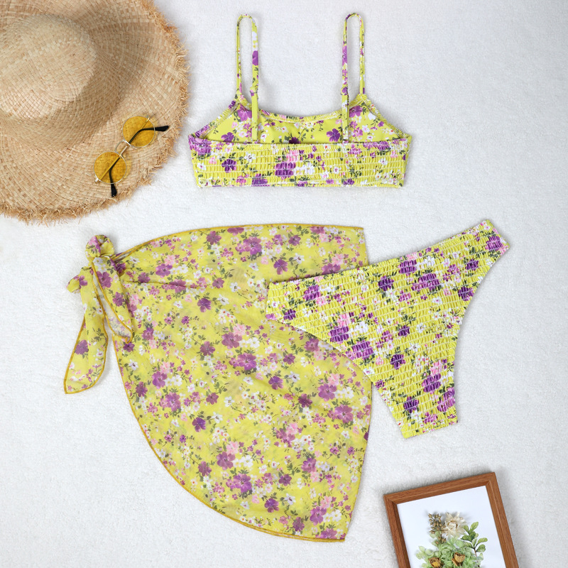 Women's Split Bikini Three-piece Swimsuit Floral Beach Wrap Set_voghion.com