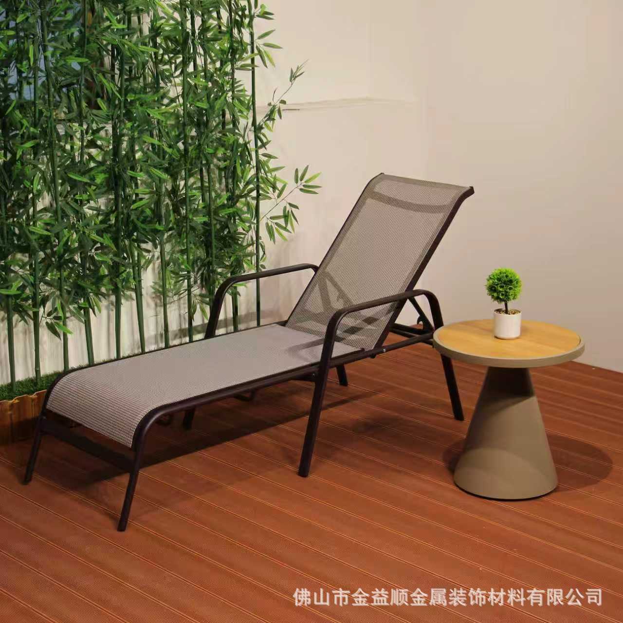 Cama de cama + mesa de té de teca
