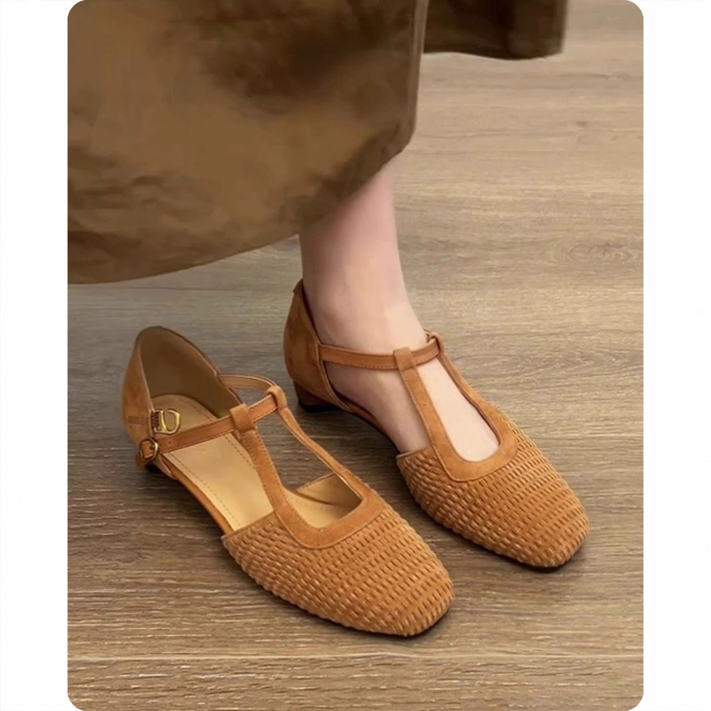 카키색