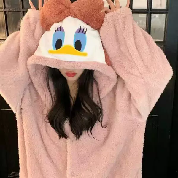 Pink, Donald Duck
