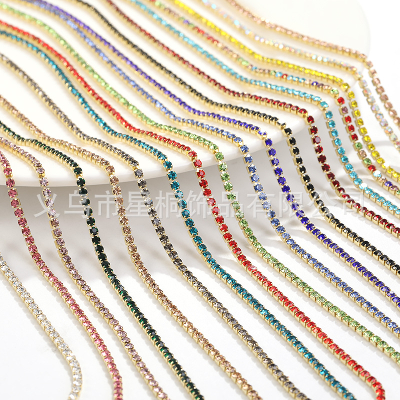 Ventas directas transfronterizas 2mm-3mm fondo de cobre color cuatro esquinas cadena de garras cadena de diamantes densa ropa de bricolaje accesorios para vestidos de novia