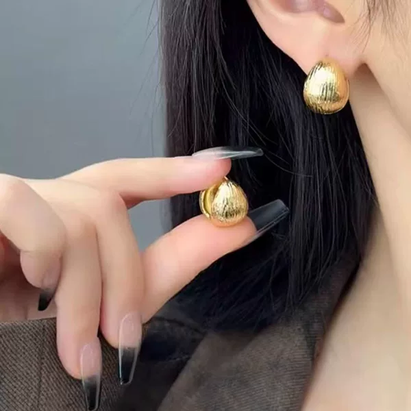 Unique Metal-Style Brushed Texture Bun Earrings with Niche Design, Versatile Earrings, Simple Accessories for Women, Wholesale