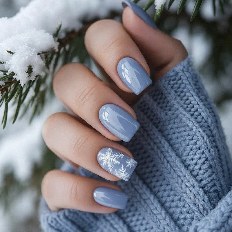Cross-border winter press-on nails in haze blue, simple snowflake manicure, Christmas foreign trade nail tips, winter fake nails Cross-border winter press-on nails in haze blue, simple snowflake manicure, Christmas foreign trade nail tips, winter fake nails