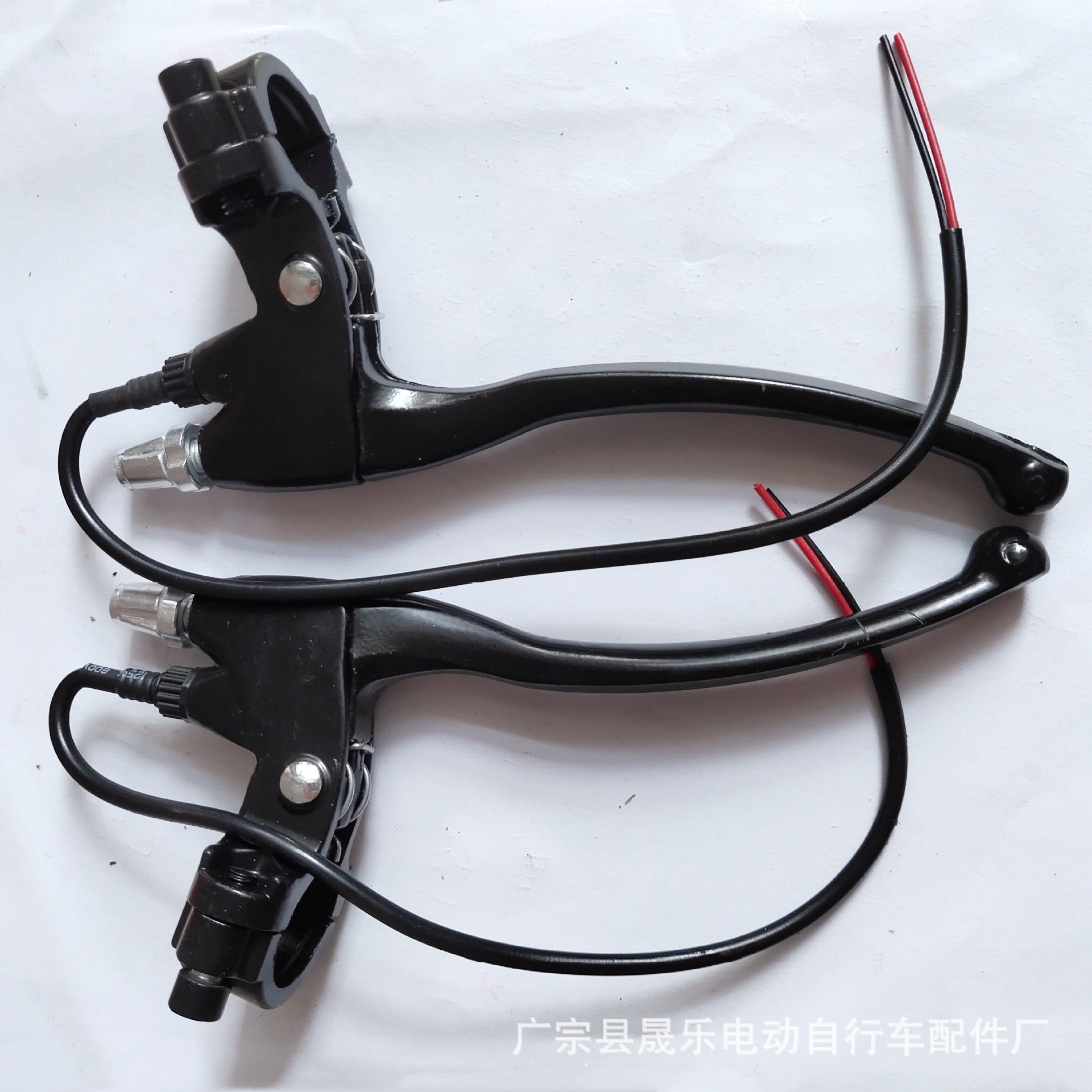 O1CN01TnHrAB1wnGUUkk91G_!!2511