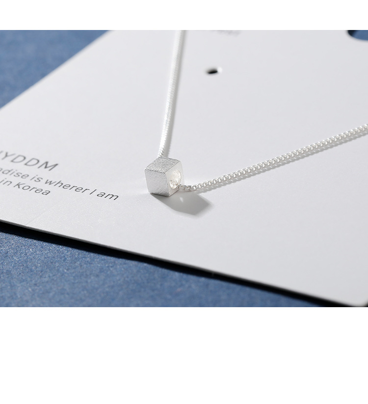 Minimalist Geometric Cube Necklace For Women In Matte Brushed Gold_voghion.com