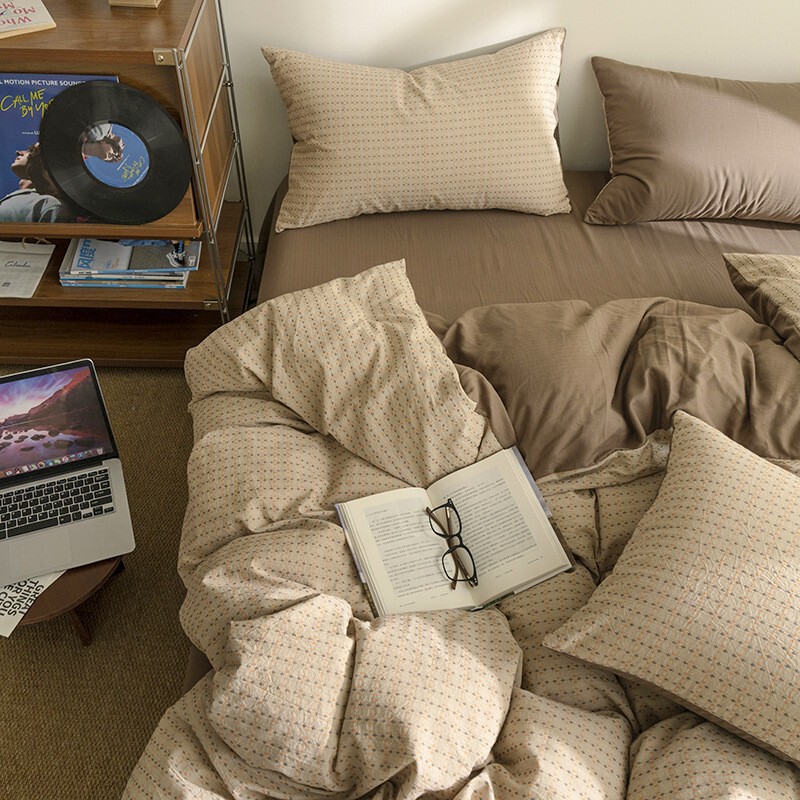 2026 Spring/Summer New Pure Cotton Four-Piece Set, Minimalist Style, Yarn-Dyed Jacquard, Skin-Friendly, Breathable, Non-Sweaty Bedding 2026 Spring/Summer New Pure Cotton Four-Piece Set, Minimalist Style, Yarn-Dyed Jacquard, Skin-Friendly, Breathable, Non-Sweaty Bedding