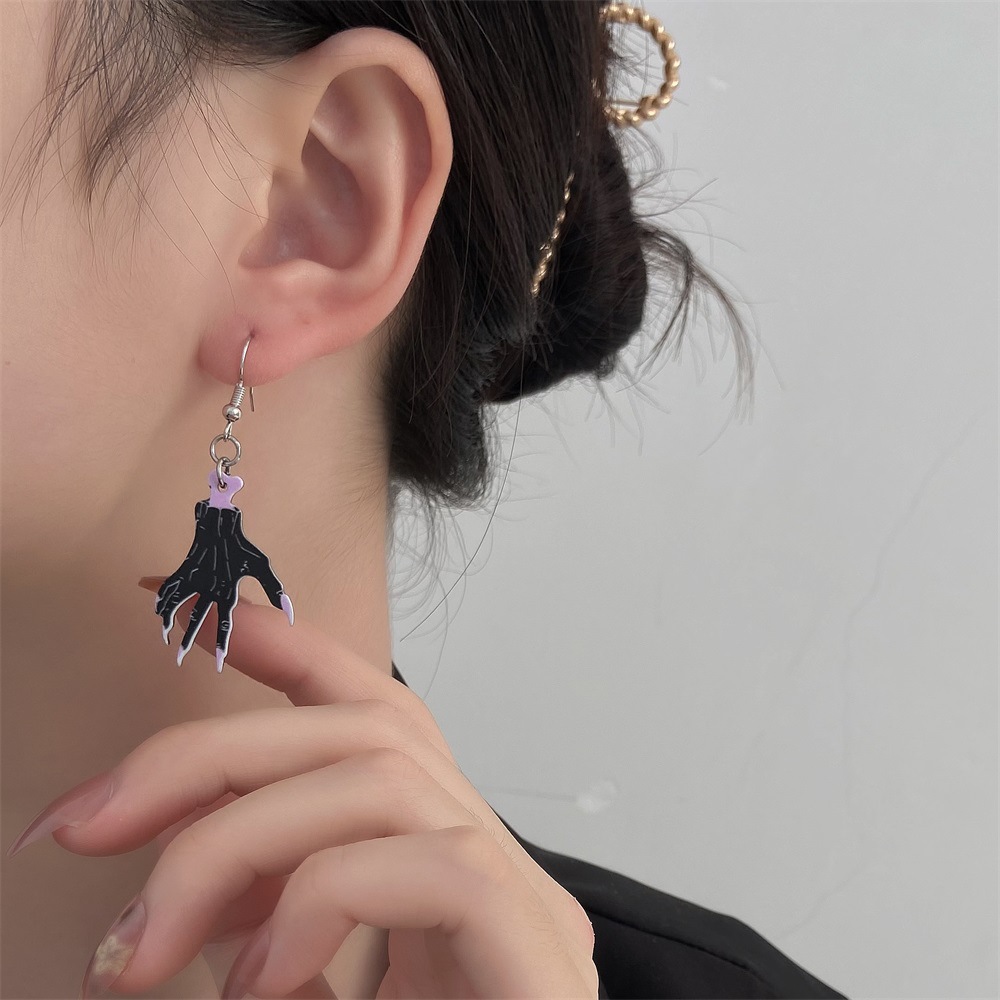 New Halloween Earring Series Bat Skull Acrylic Stud Trendy Women Dark Personality Unique Earrings_voghion.com