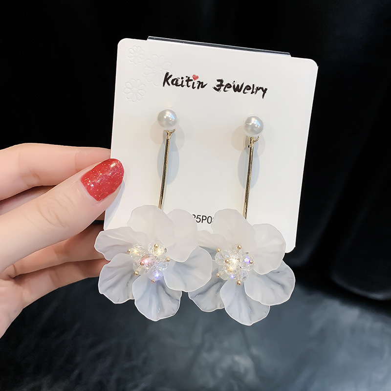 Pendientes de perla de diamantes con aguja de plata de súper hada, pendientes de borla de flores, pendientes de moda francesa, pendientes de nicho para mujer, lujo ligero, sentido de alta gama
