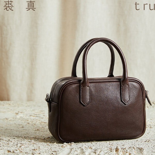Real Leather Wide Strap Casual Versatile Handbag Crossbody Bag Shoulder Bag Bowling Small Square Bag for Women Real Leather Wide Strap Casual Versatile Handbag Crossbody Bag Shoulder Bag Bowling Small Square Bag for Women