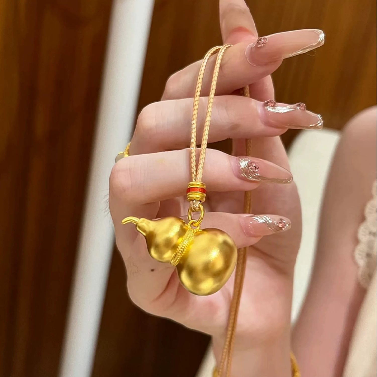 Negozio di oro stesso stile vecchio stile color oro ciondolo zucca nuova collana zucca Fulu stile cinese catena maglione regolabile_voghion.com