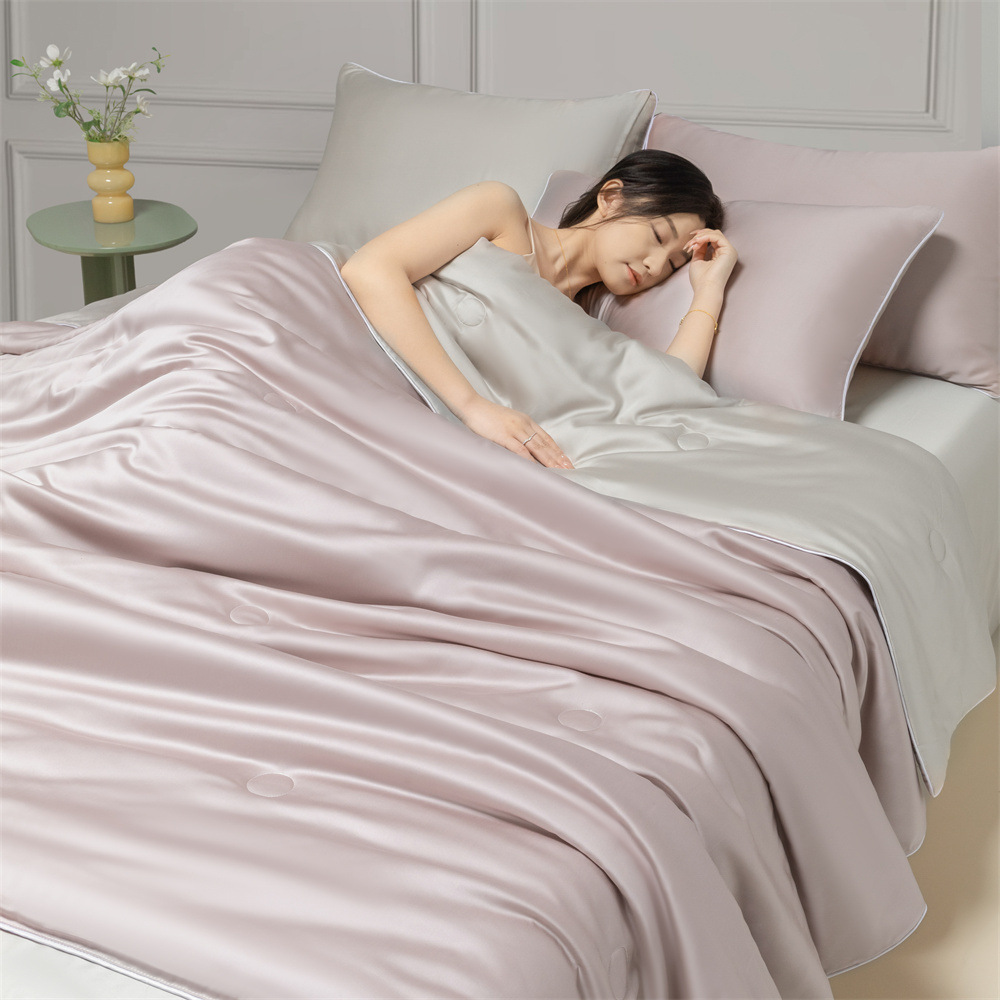 Colcha de verano de seda de hielo lavada pieza única 2025 nueva versión de verano Colcha fresca de verano Colcha de aire acondicionado fresco simple Juego de cuatro piezas Lavable a máquina