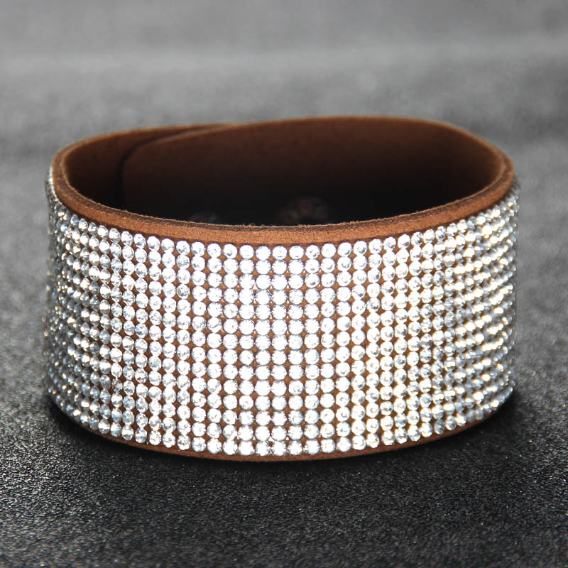 Wholesale Jewelry Retro Full Of Diamond Wide Bracelet Nihaojewelry display picture 4