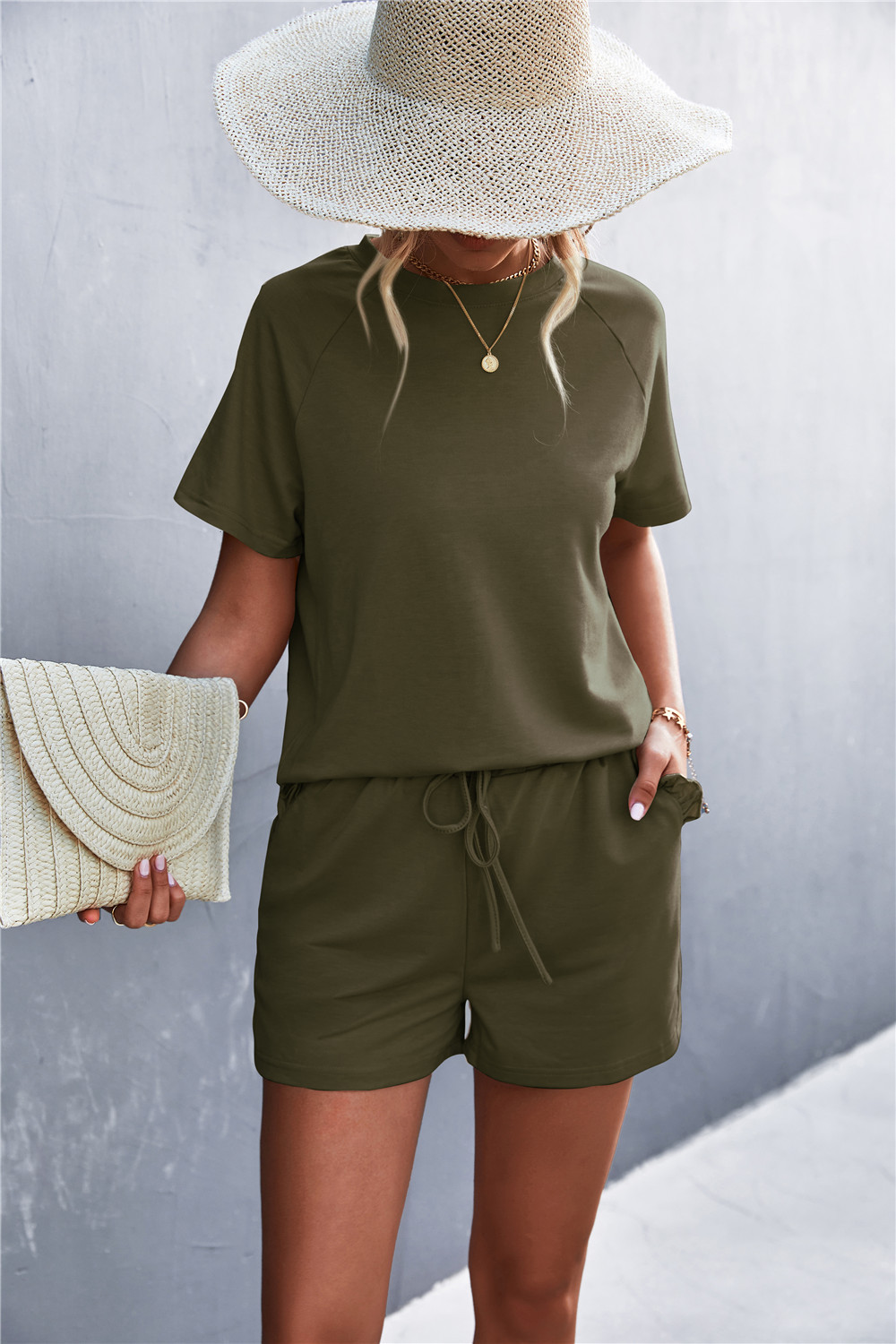 2023 Spring/Summer New Solid Round Neck Ruffled Short Sleeve Shorts Casual Set_voghion.com