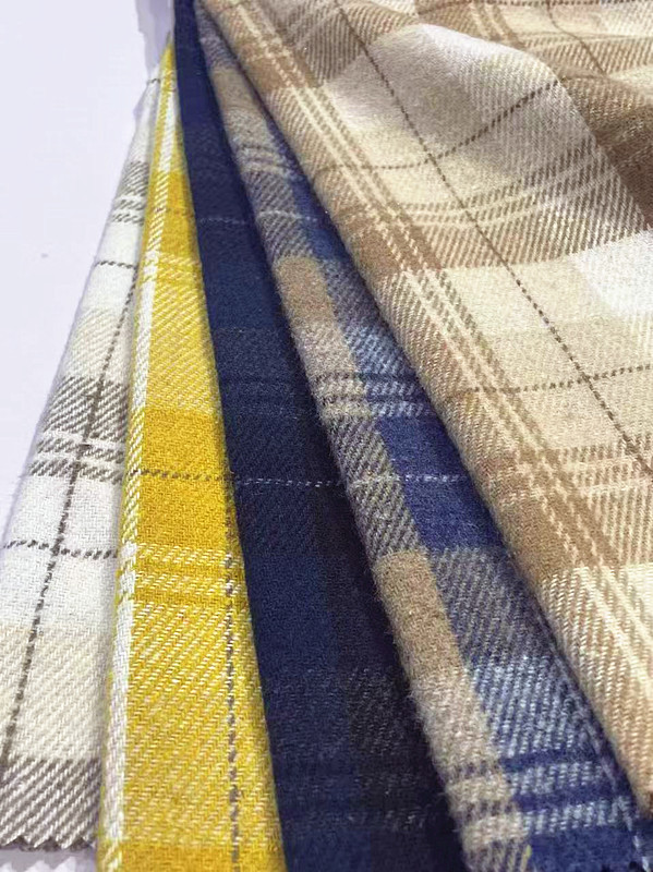 粗纺呢绒 大格子毛呢面料  秋冬服装面料 价格美丽