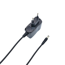 �Դ�S�ҹ��� �����D��4.2V1A�늳س������ҎCE/EMC�J�C�m����