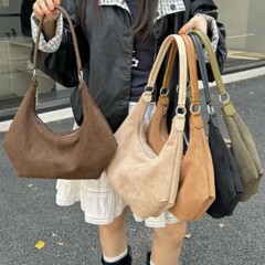 ニッチデザイン 2025 新しい女性のハンドバッグクロスボディバッグ通勤スエード半月脇の下バッグバゲットバッグ