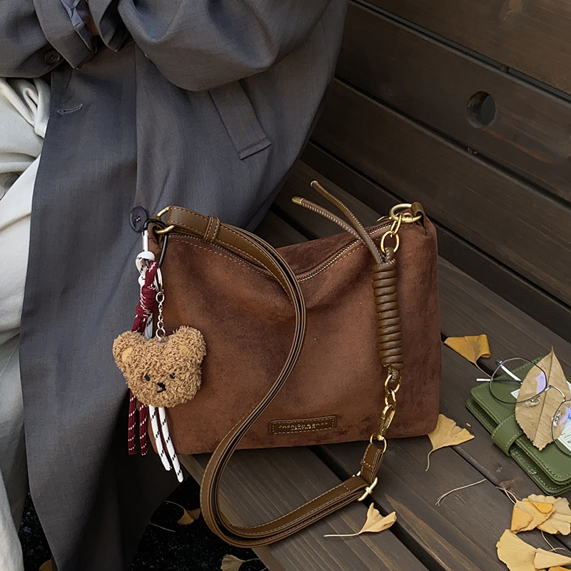 High-End Maillard Suede Bag for Women 2025 New Trendyy Versatile Shoulder Bag Satchel Autumn and Winter Tote Bag High-End Maillard Suede Bag for Women 2025 New Trendyy Versatile Shoulder Bag Satchel Autumn and Winter Tote Bag