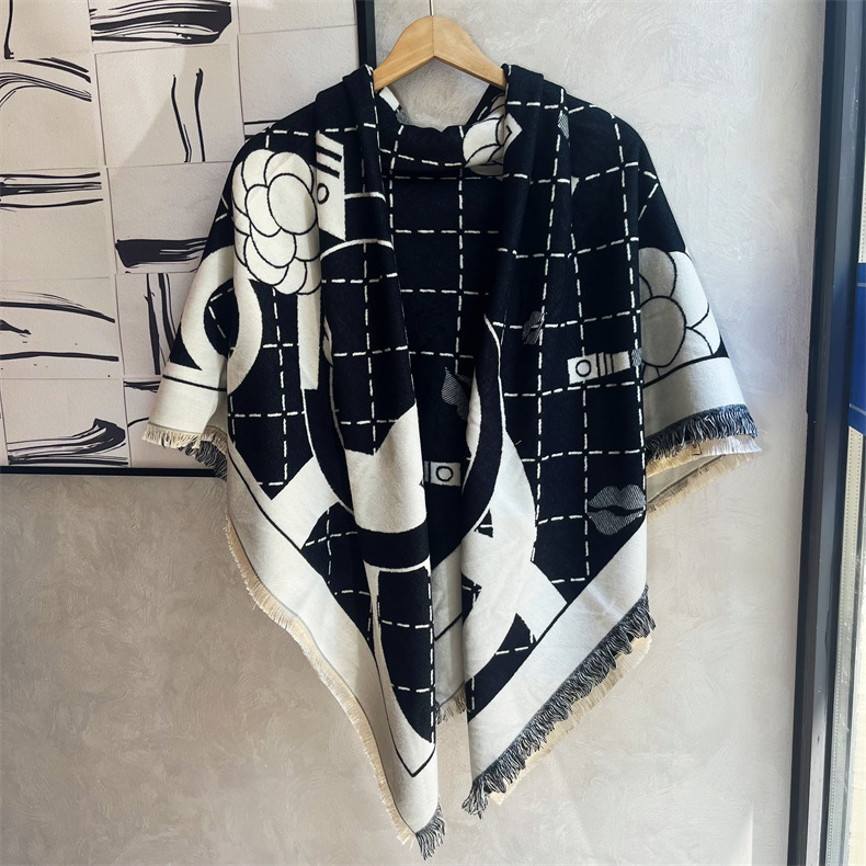 Talven uusi runsas i-mitation-kashmirhuivi, pieni tuoksuva lyhyt tupsuhuivi, matkavalokuvaushuivi_voghion.com