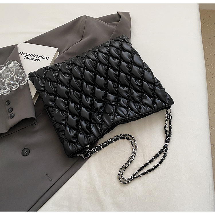 Große Gesteppte Tragetasche Für Damen Geräumige Lingge Schultertasche_voghion.com