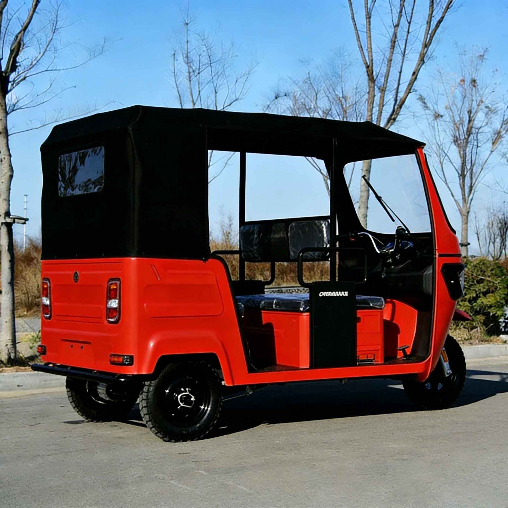 Fuel-powered three-wheeled passenger transport vehicle for foreign trade export, tuktuk for passenger transportation in Southeast Asia and India, with canopy