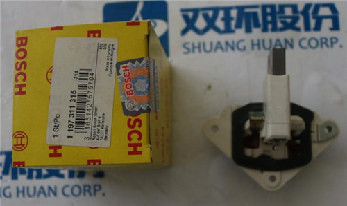BOSCH 稳压器 1197311315