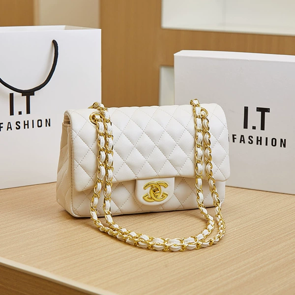 Light gold chain white