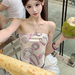 純粋な欲望の気質スタイル白底プリント大判正方形スカーフハイエンドチューブトップ女性の日焼け止めns模擬シルク多用途スカーフ卸売