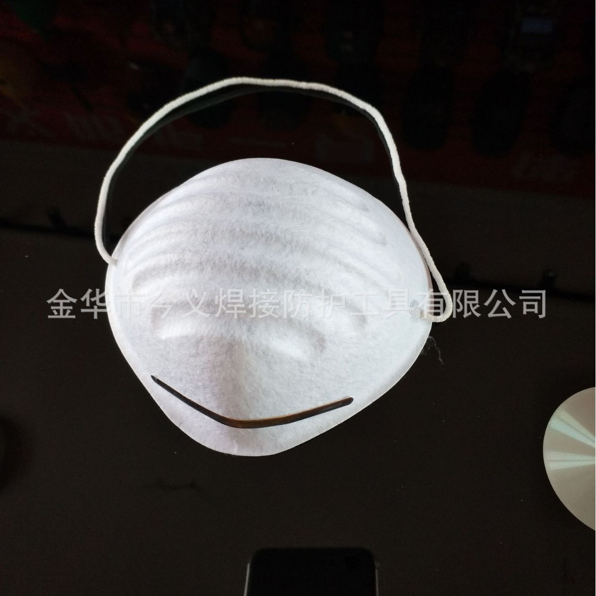 普通民用一次性防尘口罩头戴式单层针刺棉防木屑防粉尘出口口罩