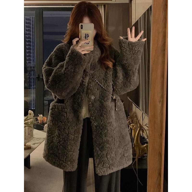 Tweed Style Jacket for Women, New Style Lamb Hair Imitation Rabbit Hair Loose Slimming Look Warm High-End Plush Top