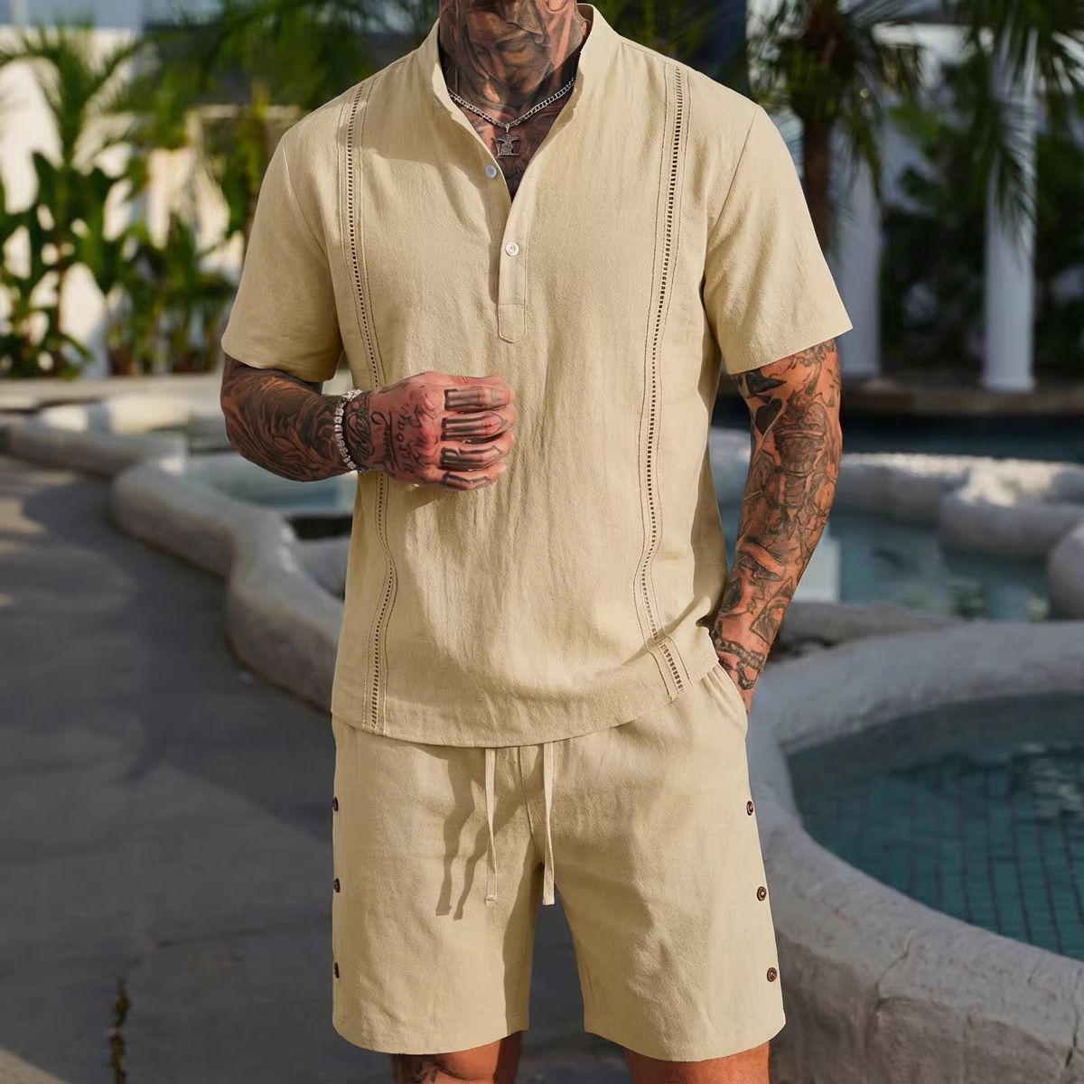 Completo uomo in cotone e lino con camicia henley e pantaloncini_voghion.com