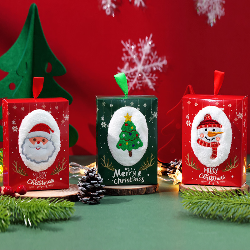Kindergarten Christmas towel with hand gift creative Christmas gift suit cross-border children kindergarten decorative handkerchief