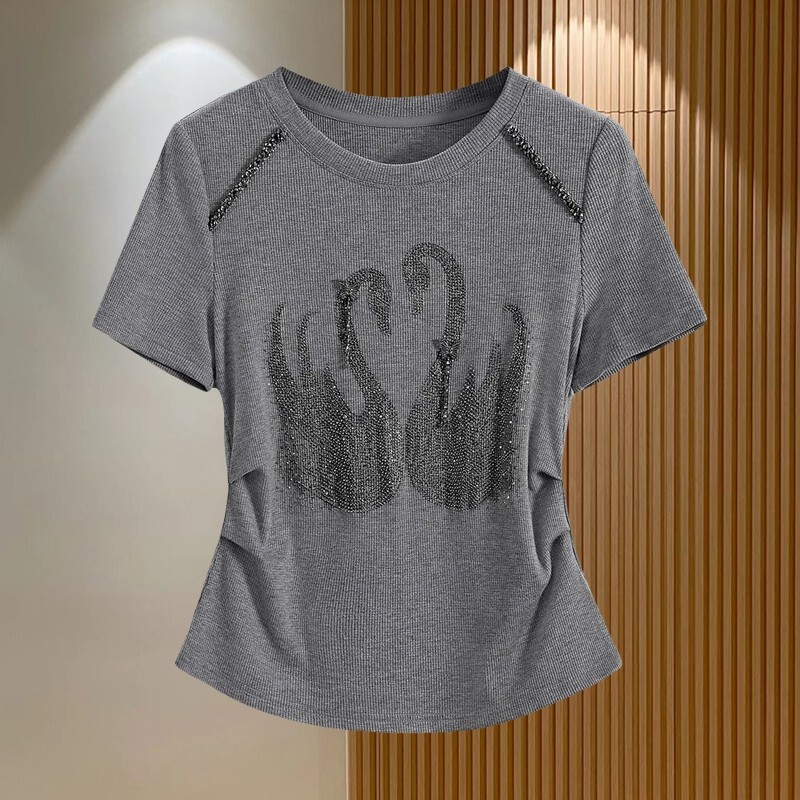 直送で好評！100％綿の純綿半袖Tシャツ、女性用、おしゃれで着痩せ効果のあるプリーツ加工、重厚なラインストーン装飾トップス|undefined