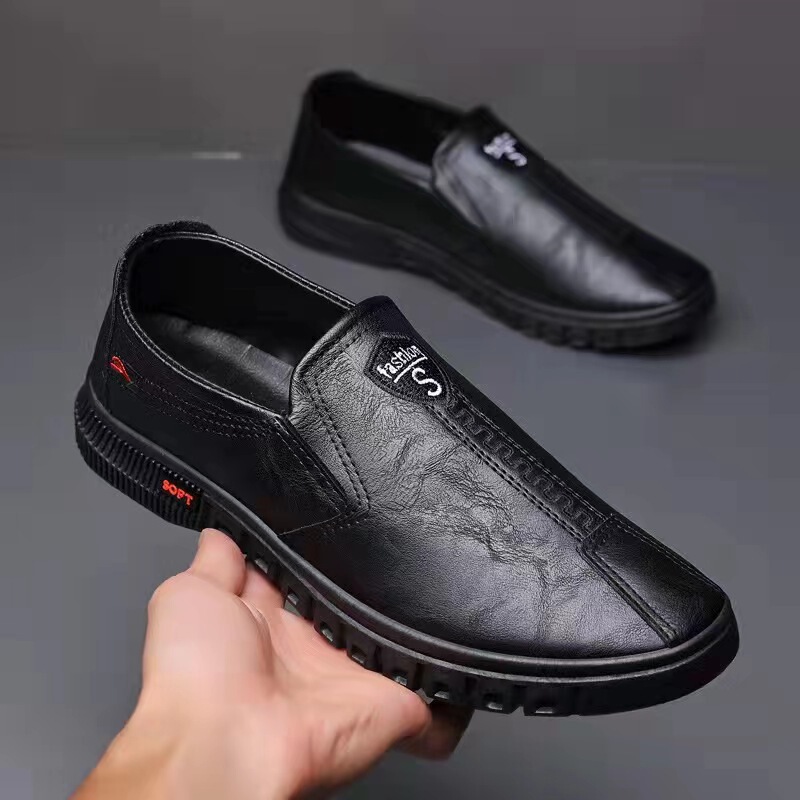 Men's leather shoes manufacturers wholesale 2023 Summer new casual shoes men's soft bottom trend single shoes a pedal dad shoes