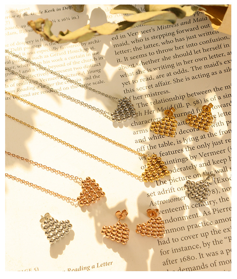 fashion heart-shaped stitching necklace titanium steel 18k gold earrings set