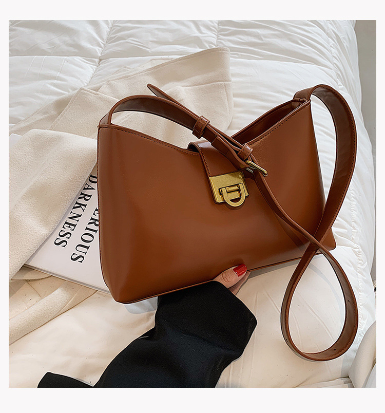 2021 New Bucket Female Bag Korean Solid Color Large-capacity Commuter Diagonal Bag display picture 42