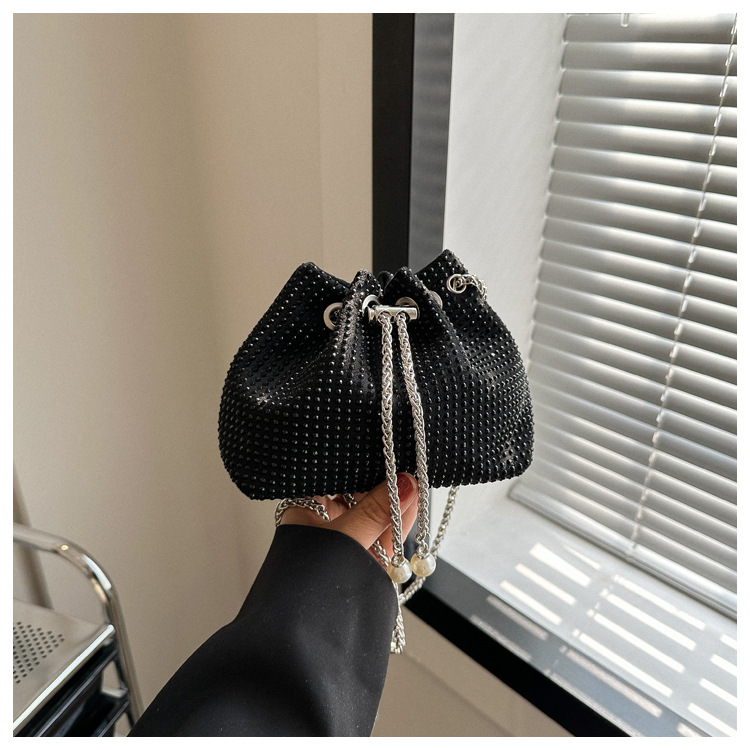 Minimalist Women's Bucket Bag With Diamond Details Single Shoulder_voghion.com
