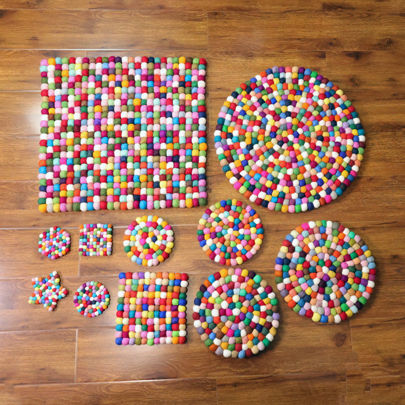 Colorido bosque cálido Nepal lana fieltro hecho a mano tira colorida bola montaña aislamiento mantel individual