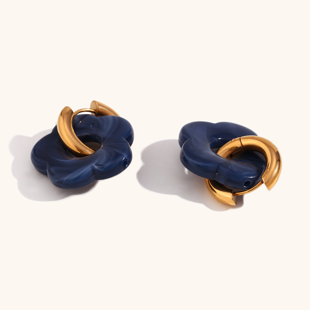 16g Weight 0.03µm-0.05µm Gold Plating Thickness PVD Coated Gold Plating Process 304 Stainless Steel Ear Needle Material 18K Real Gold Plated Plating Material Stone-Free Inlay Material Drop Earrings Classification 18K Gold Plating Color 1 Pair Quantity Holiday, Daily Occasion 304 Stainless Steel Material Flower Pattern Women's Gender Vacation Style Waterproof Non Tarnish, Plating Craft PVD Coated Real Gold Plated 18K Gold Flower Stainless Steel Vacation Waterproof Non Tarnish Drop Earrings 3