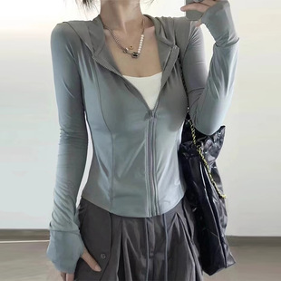 �¿���z������Ů���ļ������٤�����׾o������2025�¿����b����