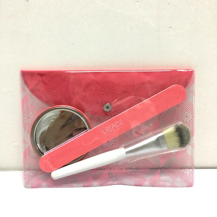 Դͷ���Ҷ��ƻ�ױˢ��װ��  ��ױ��ƷPVC��  ��ѹ�� ͸���ܷ�