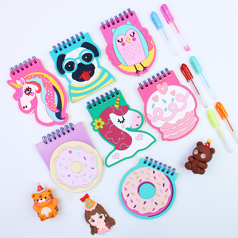 Cubierta de silicona pequeña bobina libro mini dibujos animados especial en forma de cuaderno papelería creativa forma de animal lindo con pluma