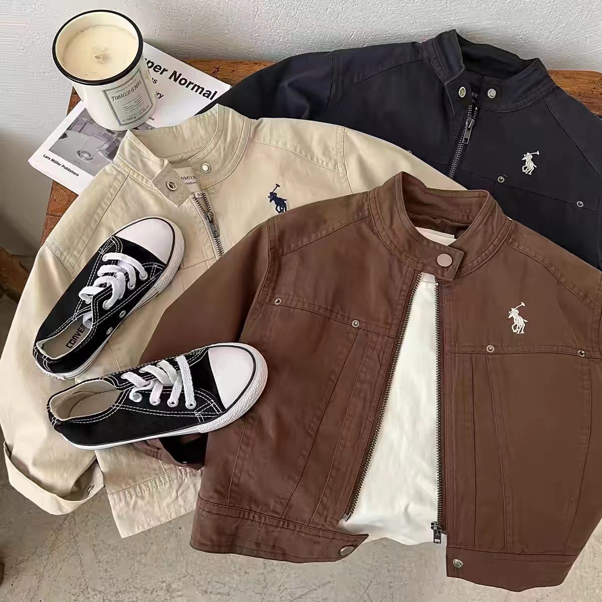 Children's demi-season jacket for boys with zipper