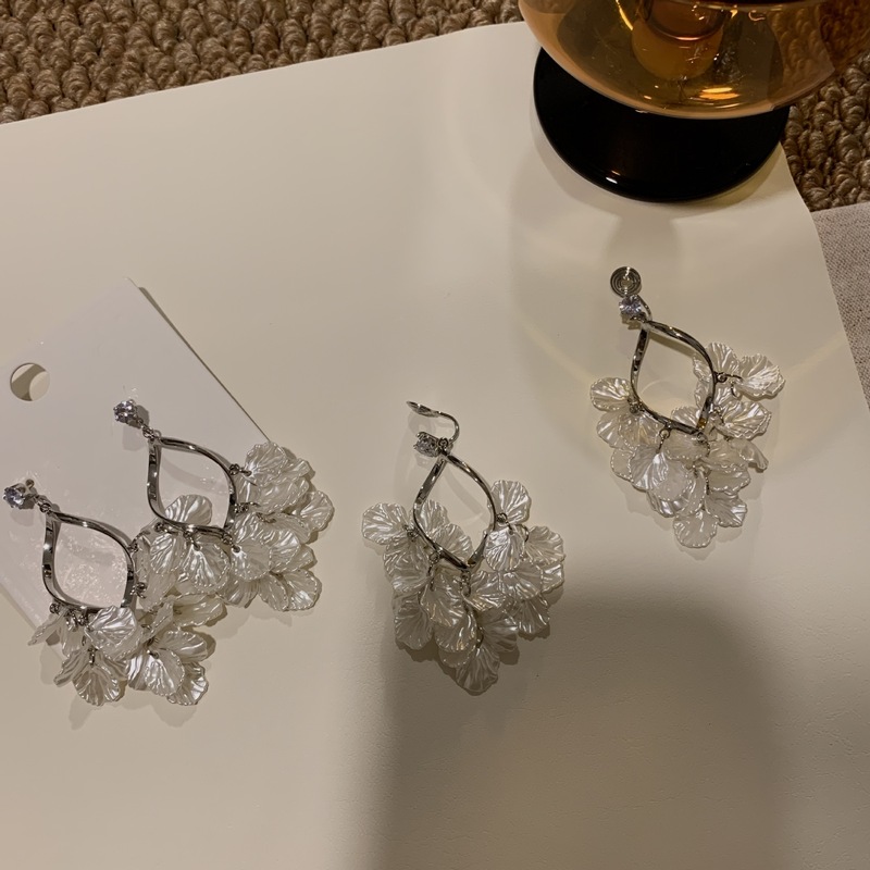 法式贝壳花瓣流苏耳环女款轻奢小众耳钉高级感无耳洞耳夹耳饰|undefined